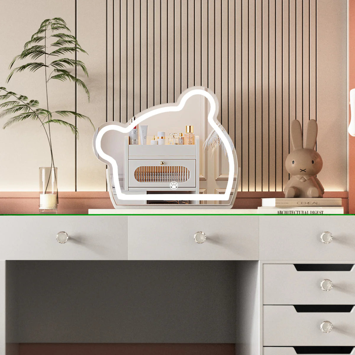 VanitiGlow Bear – LED Vanity Mirror with Touch Control