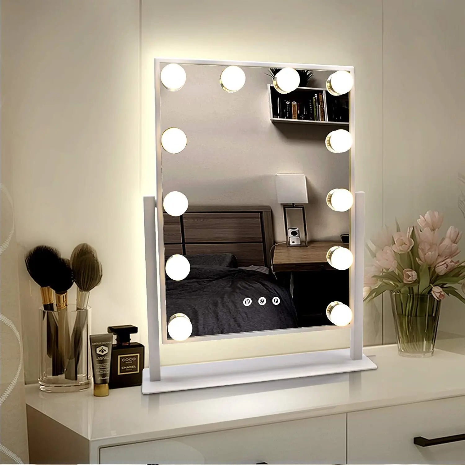 Hollywood makeup mirror outlet with lights