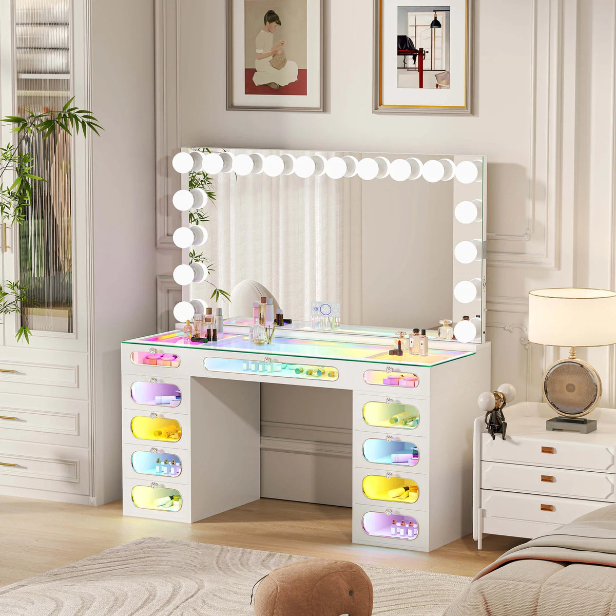 VanitiSet Aura Circle Spectrum | 11 Drawer Desk & 18 Bulb XXL Mirror Set
