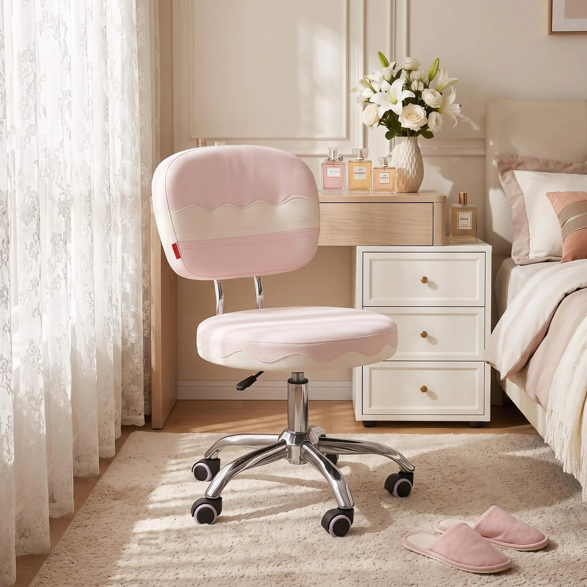 VanitiSeat Twirl | Pink Swivel Chair with Wheels & Adjustable Height