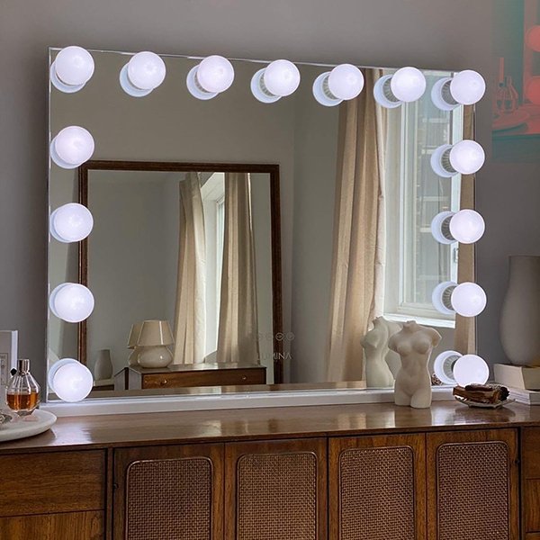 Hollywood Vanity Mirror with Lights and Bluetooth Speakers - Lumina Pro USA -